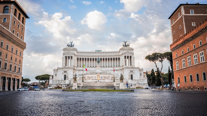   - Caccia al Tesoro Interattiva a Roma tra gemme nascoste e luoghi iconici a Roma 